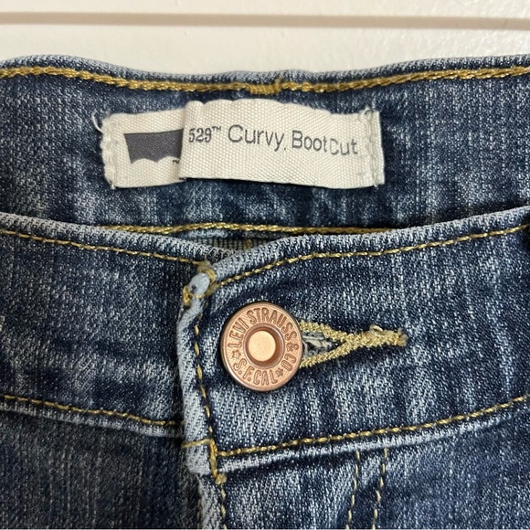 Levi's Womens Jeans 529‎ Curvy Boot Cut Denim Blue Whiskering Dark Wash Size 10 - Picture 2 of 11